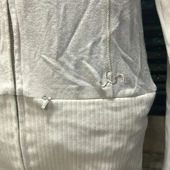 Sameunderneath Women’s White Zipper Front Hooded Embroidered Back Hoodie Large - Picture 2 of 11